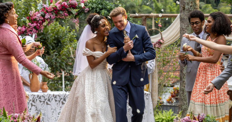 Outono 2026 dita charme discreto: 7 cores de esmalte que dominam as manicures de convidadas de casamento